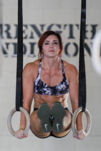 crossfitmom doing l-sits